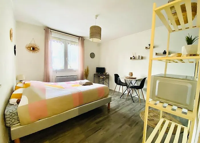 Appartement Au Calme Confort & Proche Centre *